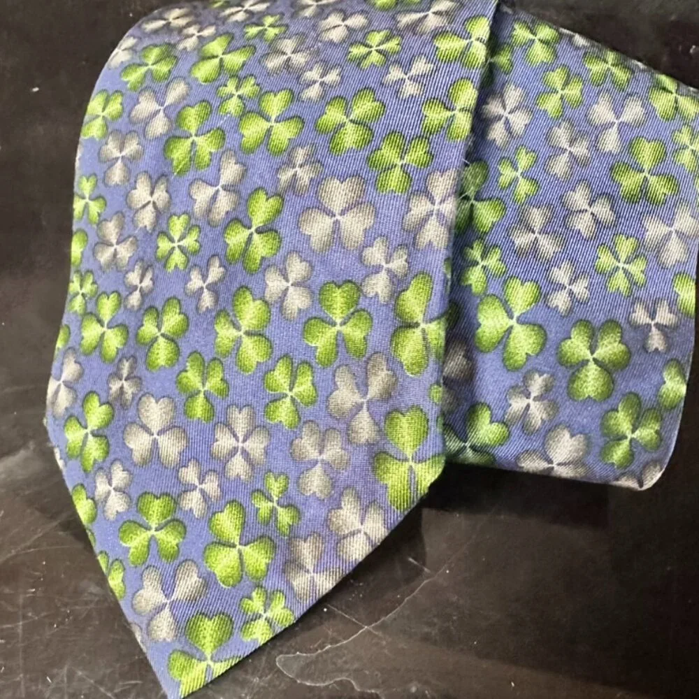 Gucci Silk Tie Irish Clover Mens Gift Geometric Pop Art Necktie Luxury Green